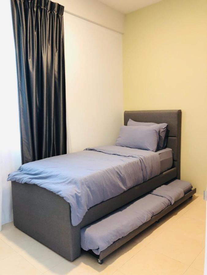 Santubong Suites B Just Like Home Damai 쿠칭 외부 사진